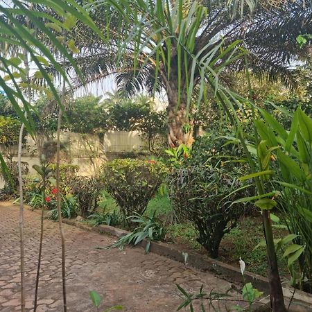 Tout Confort Avec Jardin Entree Bastos Yaoundé Zewnętrze zdjęcie