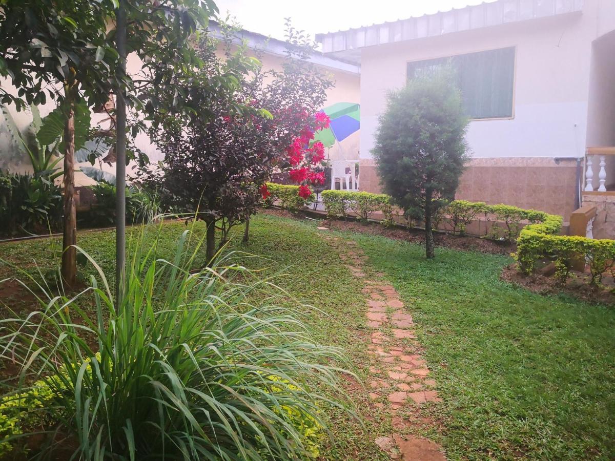 Tout Confort Avec Jardin Entree Bastos Yaoundé Zewnętrze zdjęcie